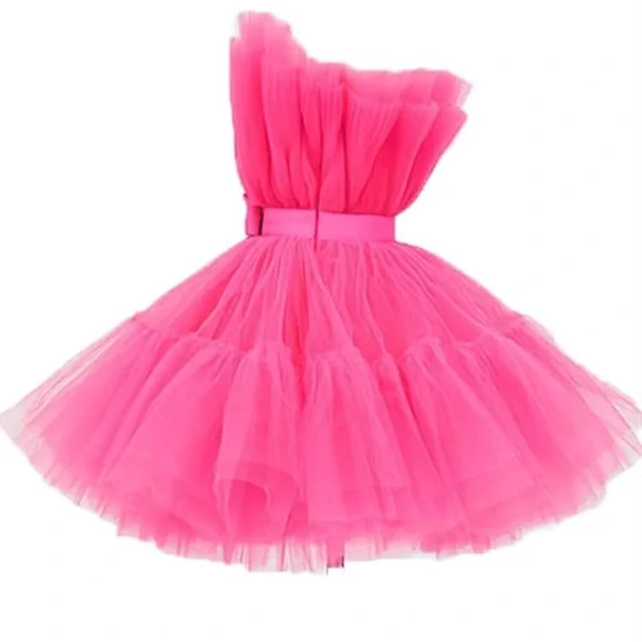 Vibrant Pink Strapless Tulle Dress - Picture 4 of 7